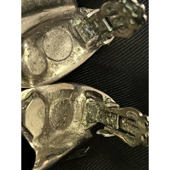 Vintage Accessocraft NYC Clip Earrings Modernist Style Clip Earrings 1"x1" - Picture 4 of 10